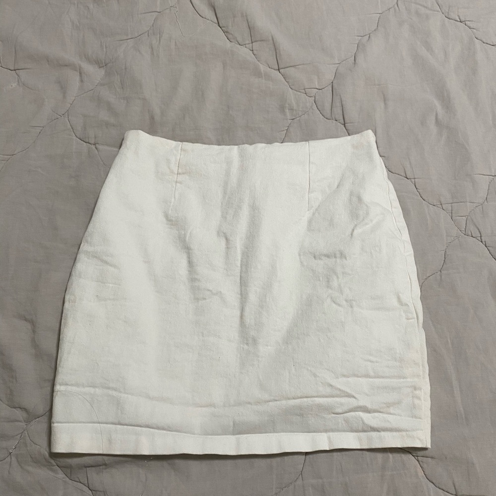 White skirt mini